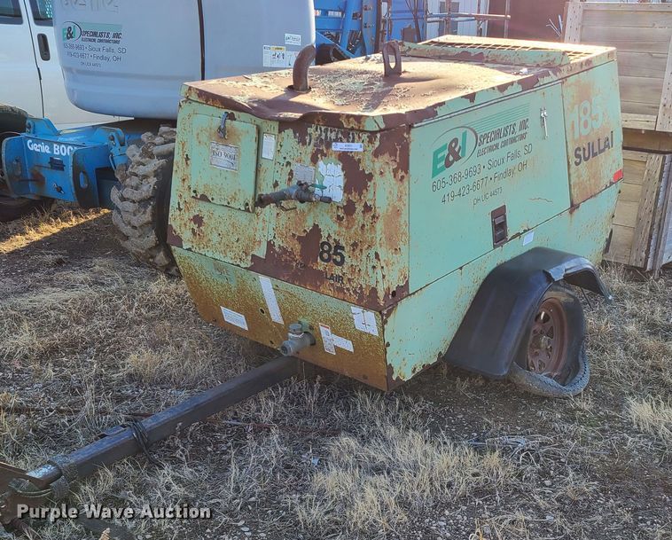 image for item IK9951 Sullair 185  air compressor