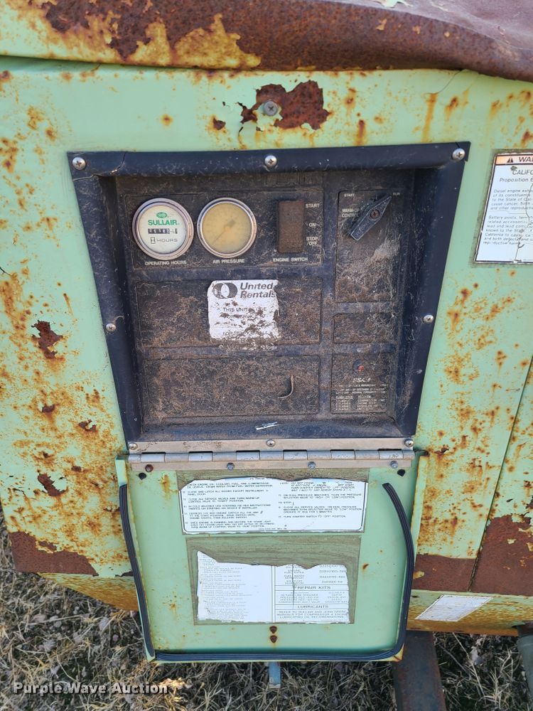 image for item IK9951 Sullair 185  air compressor