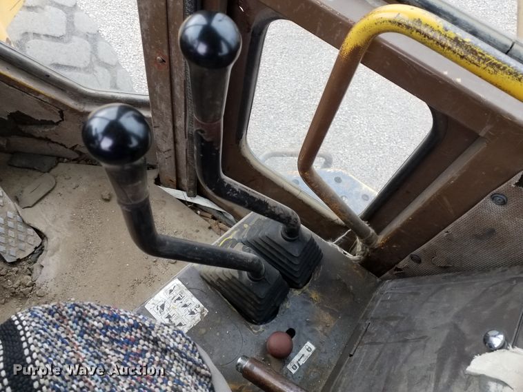 image for item IP9075 1994 Komatsu WA250  wheel loader