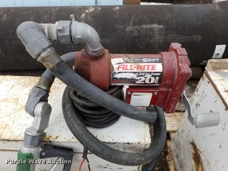 image for item IP9076 (4) fuel tanks