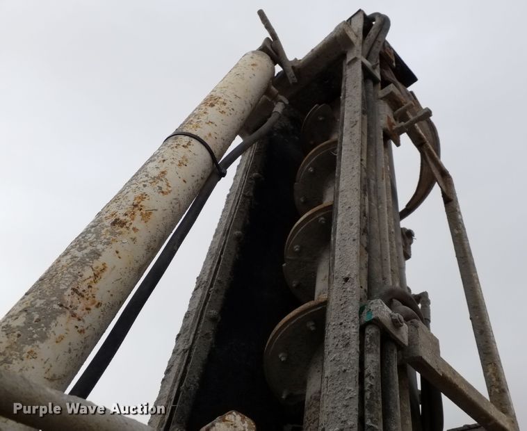 image for item IP9078 1994 Elkin concrete mixer