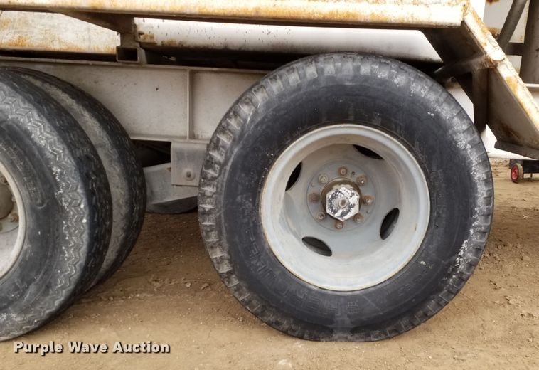 image for item IP9078 1994 Elkin concrete mixer