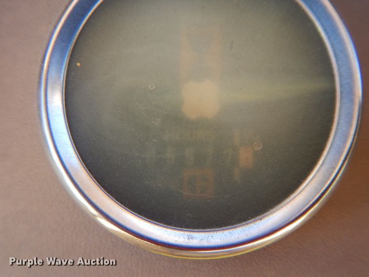 image for item IX9335 1988 Caterpillar D4C  dozer