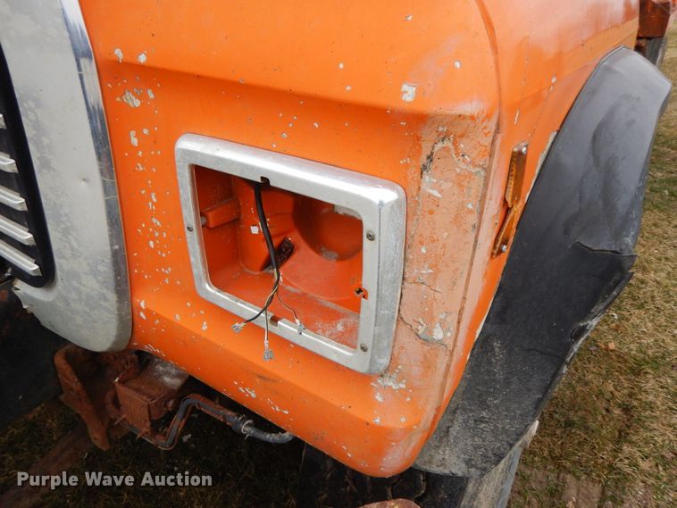 image for item IX9350 1988 Ford L8000  dump truck