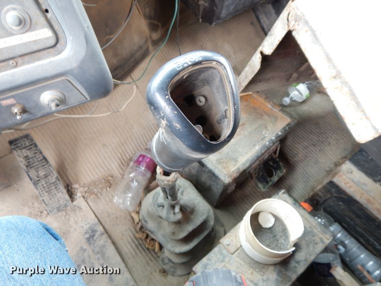 image for item IX9350 1988 Ford L8000  dump truck