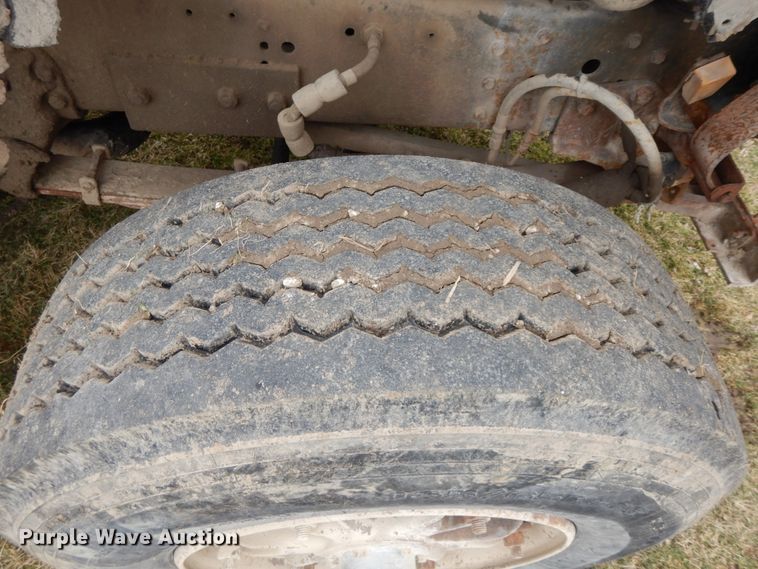 image for item IX9350 1988 Ford L8000  dump truck