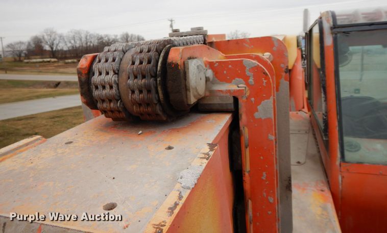 image for item IX9351 2004 Sky Trak 8042  telehandler