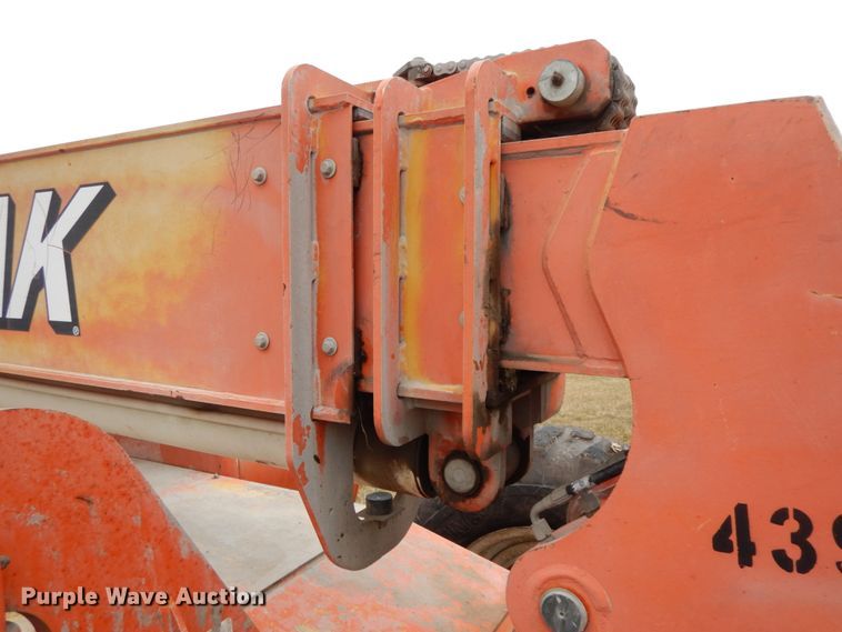 image for item IX9351 2004 Sky Trak 8042  telehandler