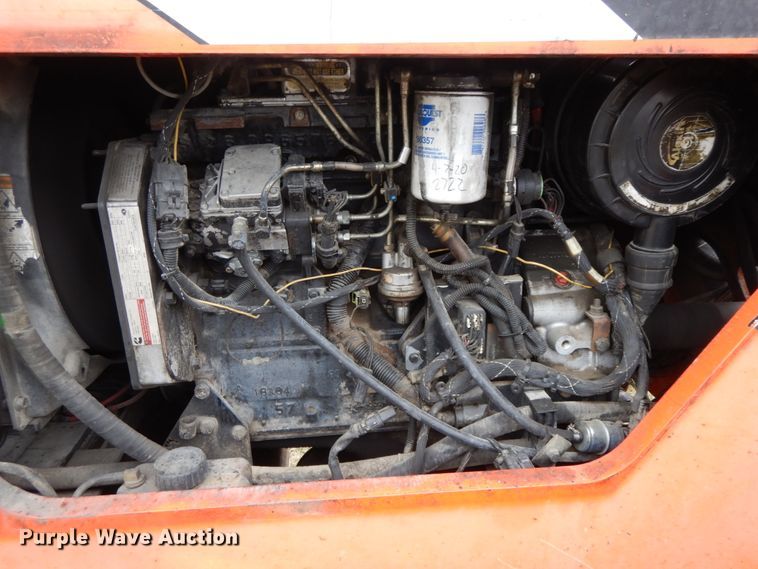 image for item IX9351 2004 Sky Trak 8042  telehandler