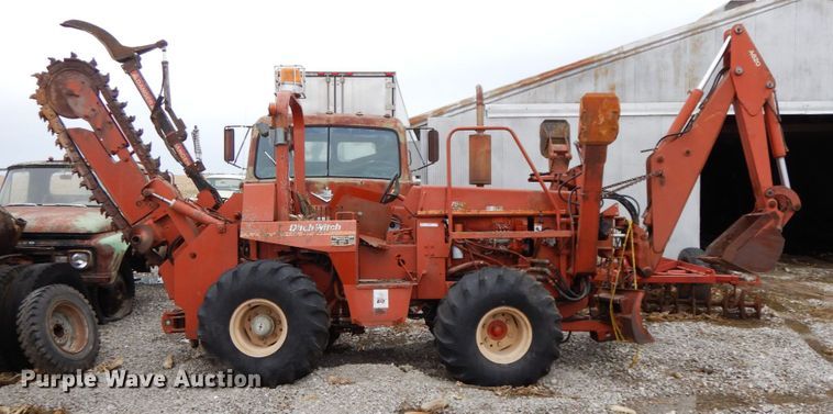 image for item IX9353 1987 Ditch Witch 7510  trencher