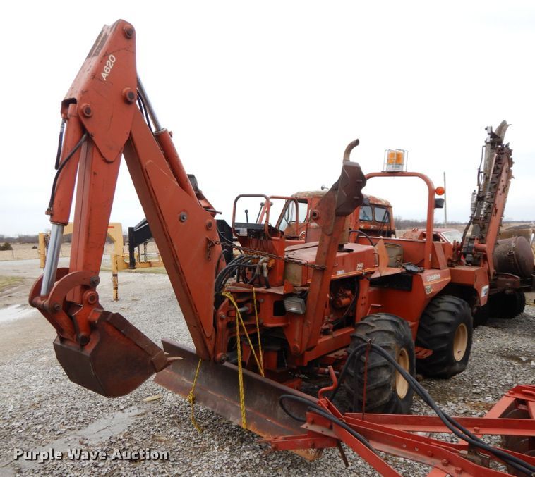 image for item IX9353 1987 Ditch Witch 7510  trencher