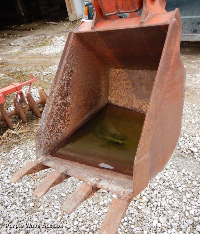 image for item IX9353 1987 Ditch Witch 7510  trencher