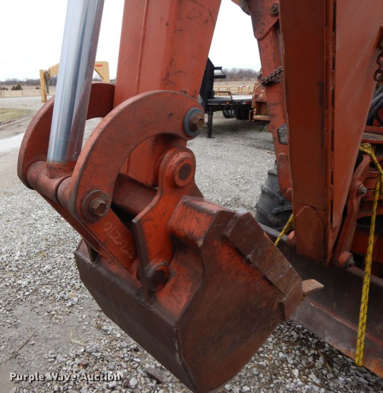 image for item IX9353 1987 Ditch Witch 7510  trencher