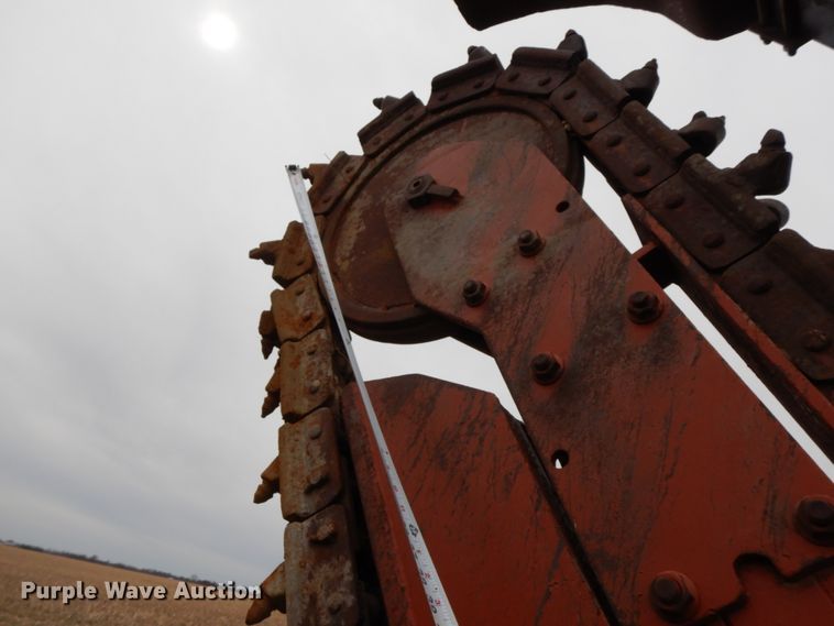 image for item IX9353 1987 Ditch Witch 7510  trencher