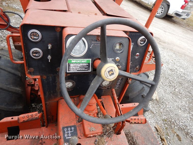 image for item IX9353 1987 Ditch Witch 7510  trencher