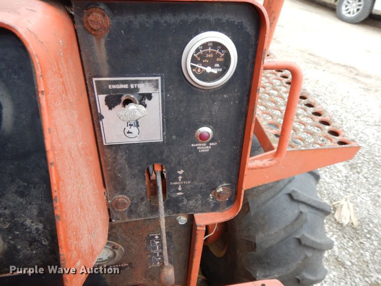image for item IX9353 1987 Ditch Witch 7510  trencher