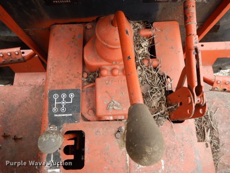 image for item IX9353 1987 Ditch Witch 7510  trencher