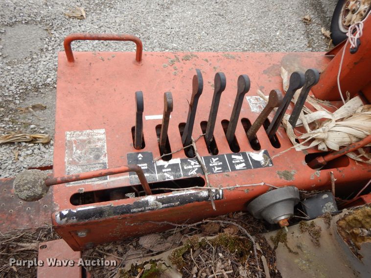 image for item IX9353 1987 Ditch Witch 7510  trencher