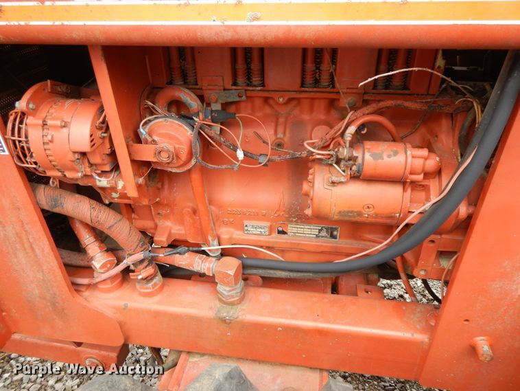 image for item IX9353 1987 Ditch Witch 7510  trencher