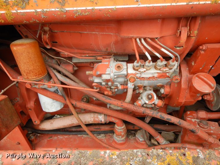 image for item IX9353 1987 Ditch Witch 7510  trencher