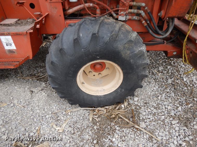 image for item IX9353 1987 Ditch Witch 7510  trencher