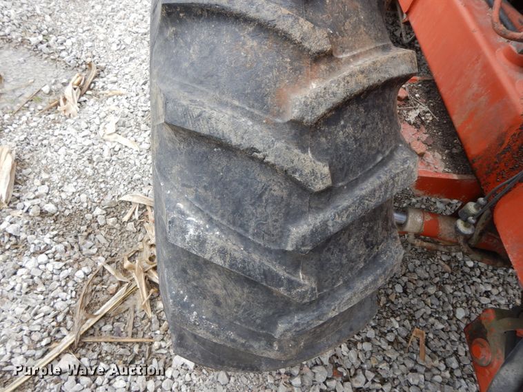 image for item IX9353 1987 Ditch Witch 7510  trencher