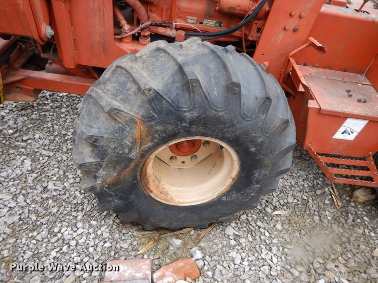 image for item IX9353 1987 Ditch Witch 7510  trencher