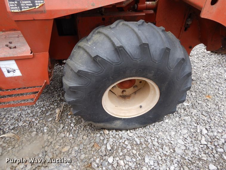 image for item IX9353 1987 Ditch Witch 7510  trencher