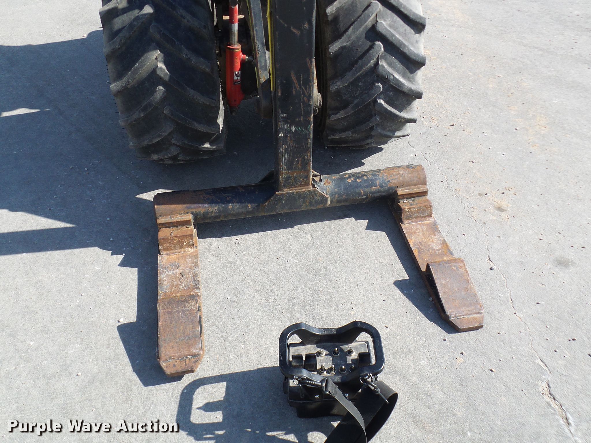 2013 Cardinal Mule 524 shed mover in Eldon, MO | Item DL0888 sold