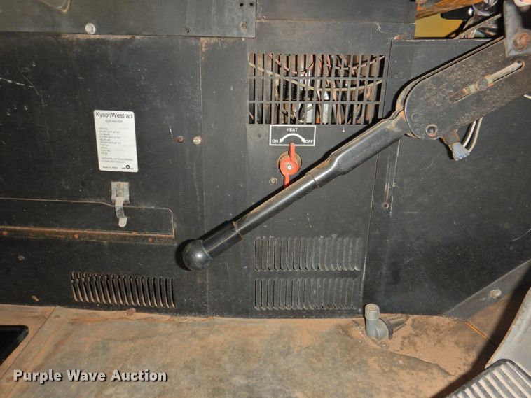 image for item DG1589 1995 International 3800  school bus