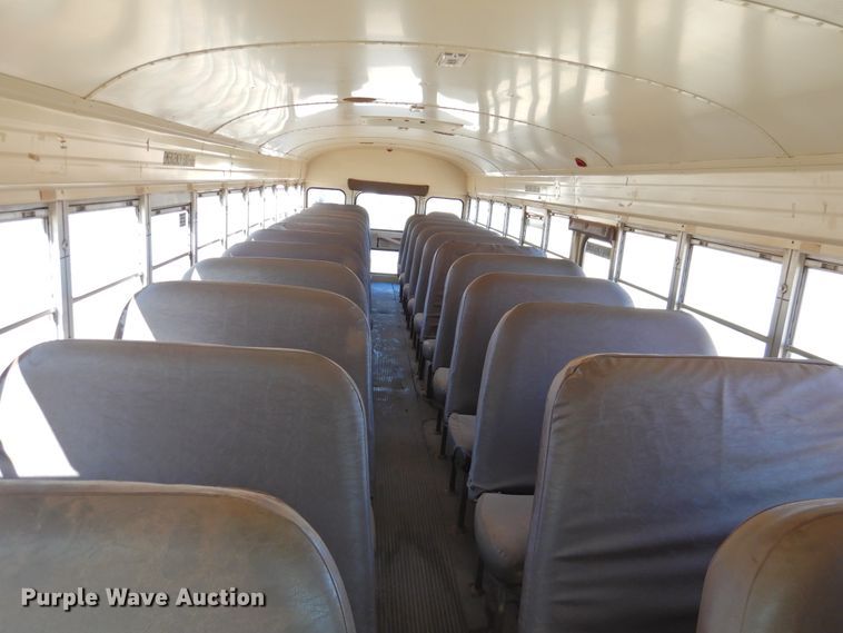 image for item DG1589 1995 International 3800  school bus