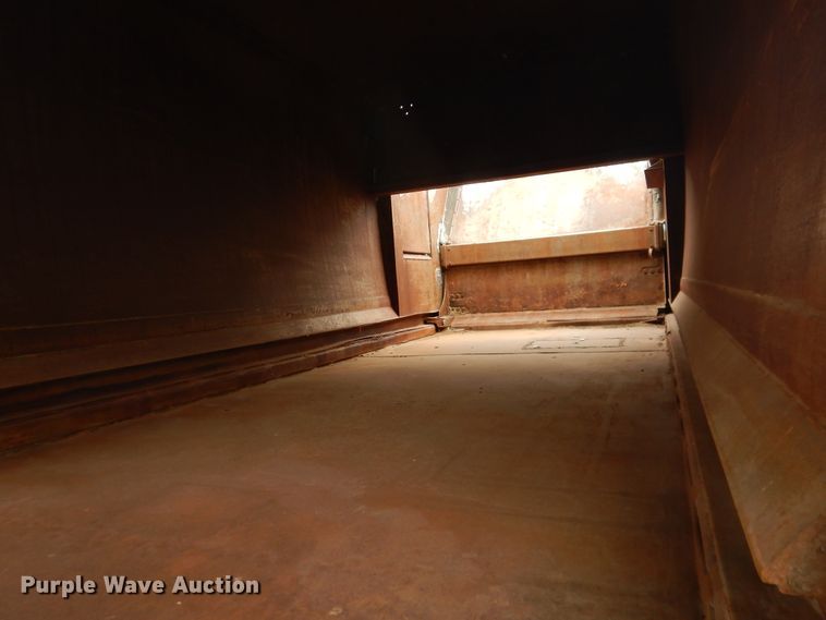 image for item DG8495 2005 Autocar WX  refuse truck