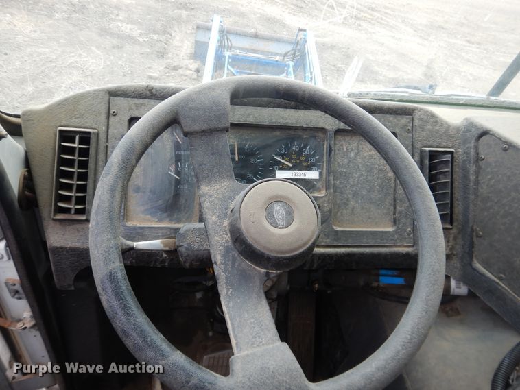 image for item DG8495 2005 Autocar WX  refuse truck