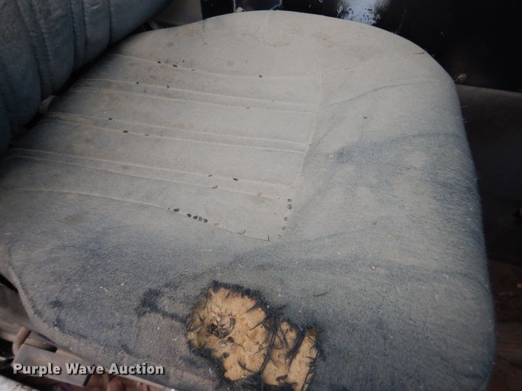 image for item DG8495 2005 Autocar WX  refuse truck