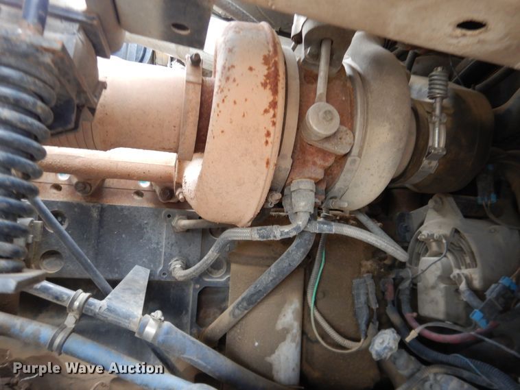 image for item DG8495 2005 Autocar WX  refuse truck