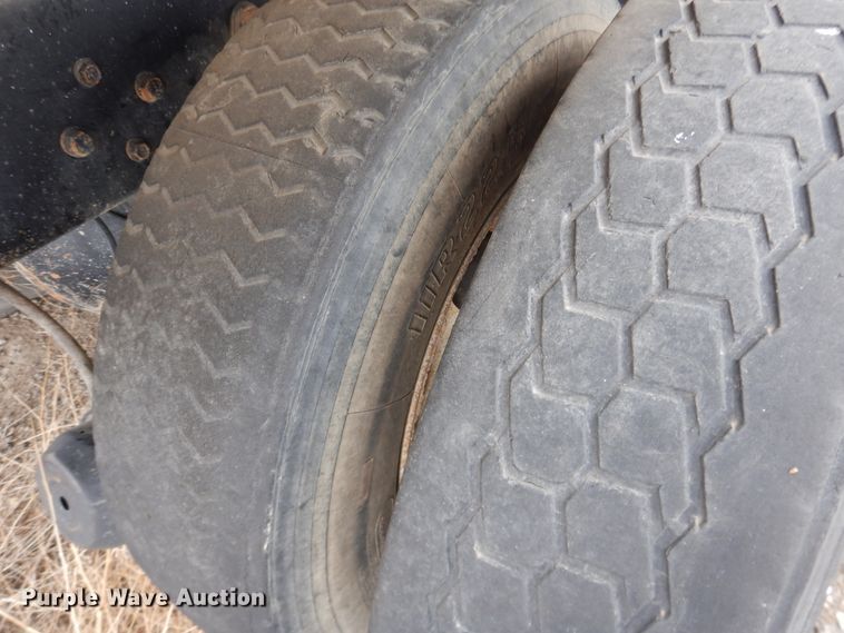 image for item DG8495 2005 Autocar WX  refuse truck