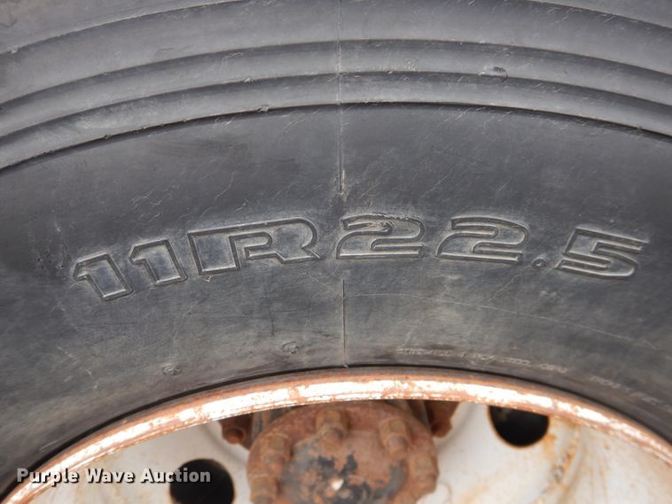 image for item DG8495 2005 Autocar WX  refuse truck