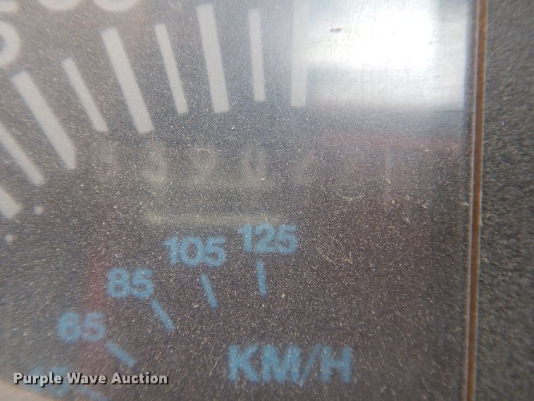 image for item DG8498 1982 International 2574  semi truck