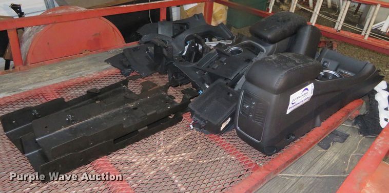 image for item DH0731 Dodge Durango parts