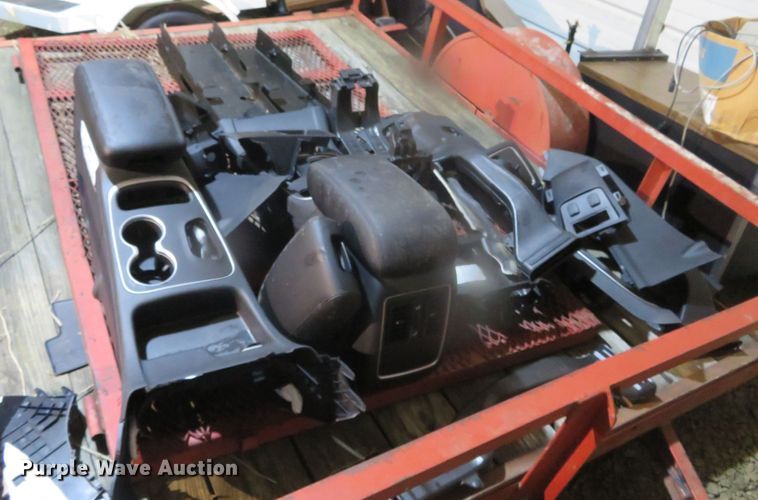 image for item DH0731 Dodge Durango parts