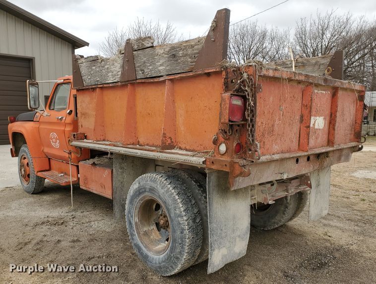 image for item DI4751 1976 Ford F700  dump truck