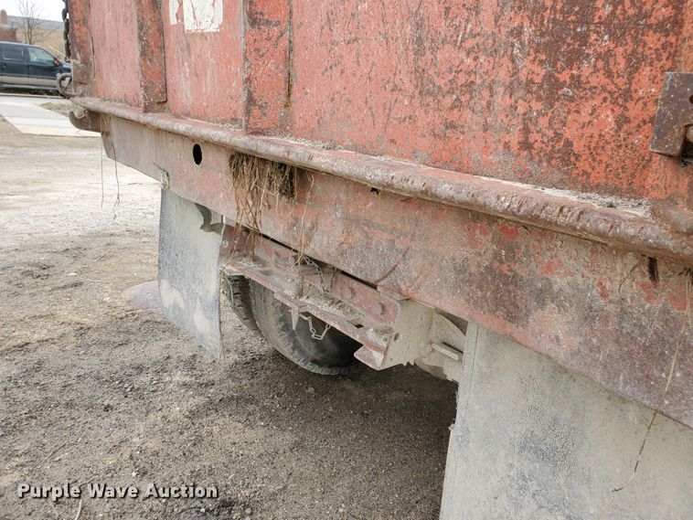 image for item DI4751 1976 Ford F700  dump truck