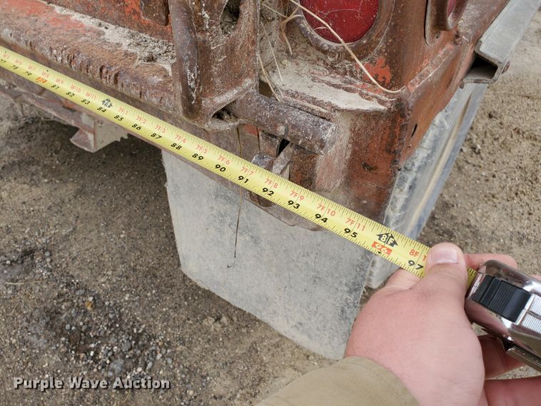 image for item DI4751 1976 Ford F700  dump truck