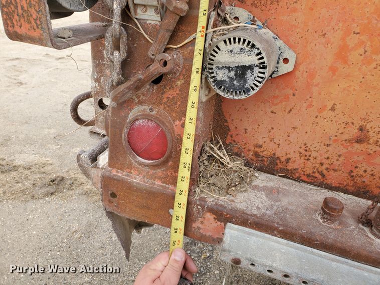 image for item DI4751 1976 Ford F700  dump truck