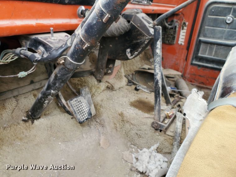 image for item DI4751 1976 Ford F700  dump truck