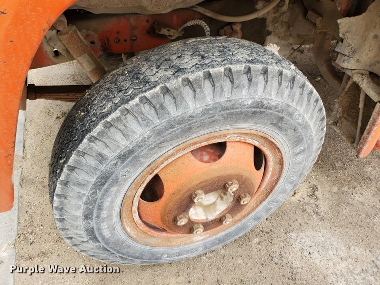 image for item DI4751 1976 Ford F700  dump truck