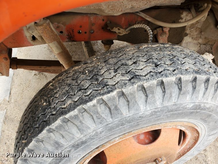 image for item DI4751 1976 Ford F700  dump truck