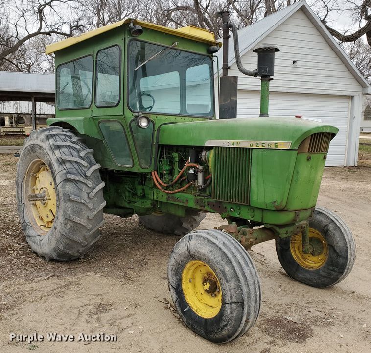 image for item DI4752 1970 John Deere 4020  tractor