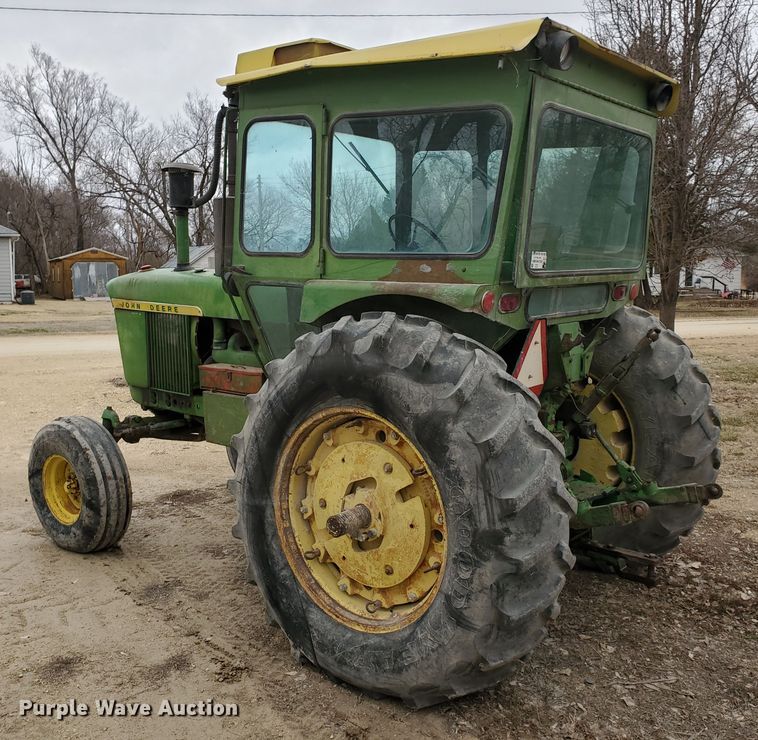 image for item DI4752 1970 John Deere 4020  tractor
