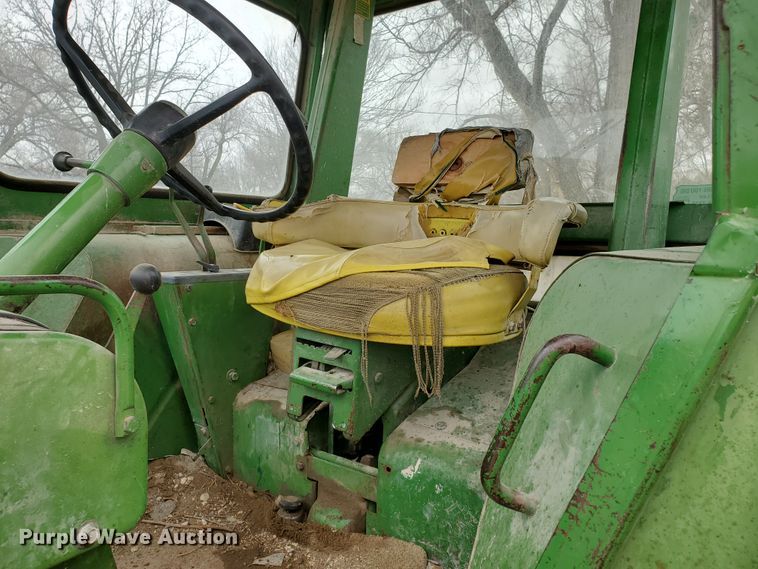 image for item DI4752 1970 John Deere 4020  tractor